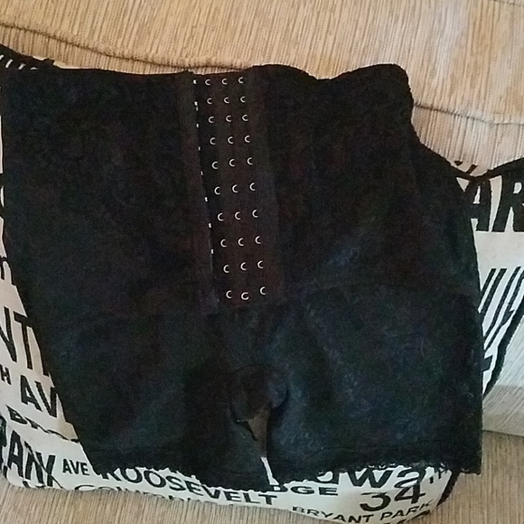 Shape ware - Picture 2 of 3